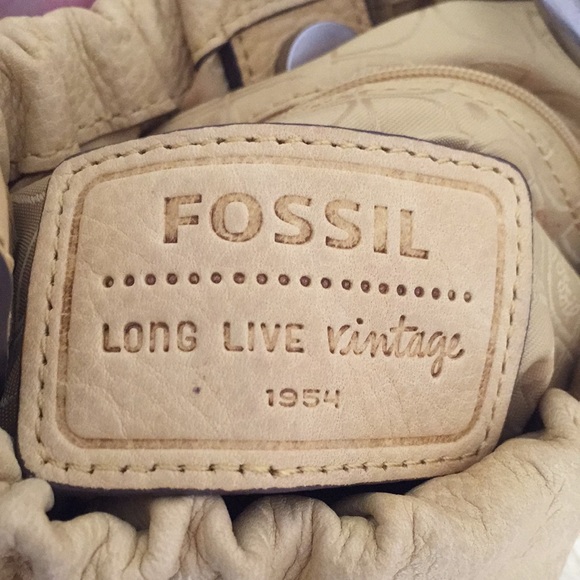 Canary yellow crossbody purse - Picture 2 of 7